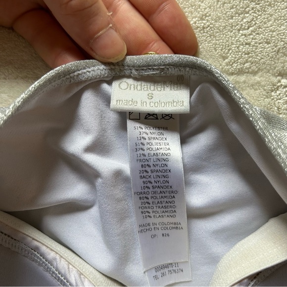 Sparkly Silver Ondademar one piece - Picture 4 of 8